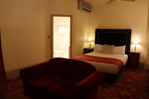 The Macquarie Hobart - E Caravan Parks 35