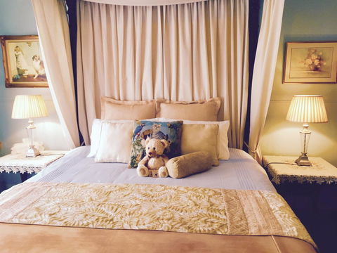 Wandering Geese Boutique Bed And Breakfast - E Caravan Parks 0