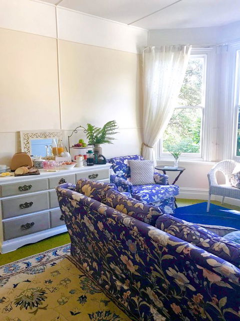 Wandering Geese Boutique Bed And Breakfast - E Caravan Parks 11