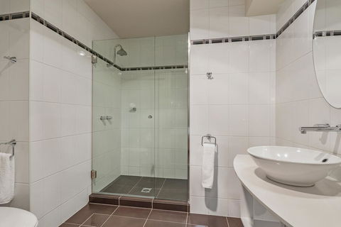 Peppers Seaport Hotel - E Caravan Parks 2