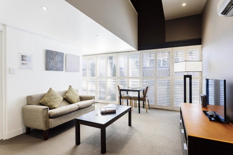 The Henry Jones Art Hotel - E Caravan Parks 40