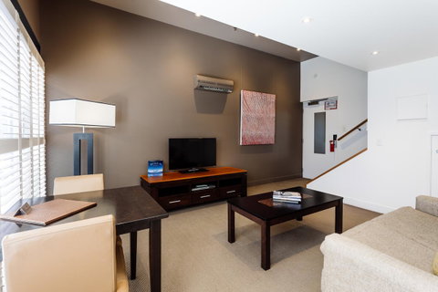 The Henry Jones Art Hotel - E Caravan Parks 39