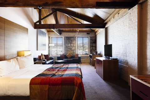 The Henry Jones Art Hotel - E Caravan Parks 22