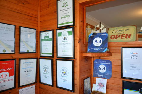 Castaway Holiday Apartments - E Caravan Parks 16