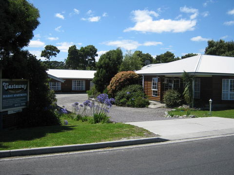 Castaway Holiday Apartments - E Caravan Parks 0
