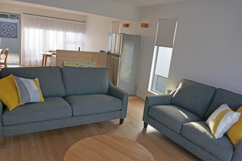 Rosevears Riverview Hotel - E Caravan Parks 5