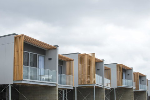 Rosevears Riverview Hotel - E Caravan Parks 28