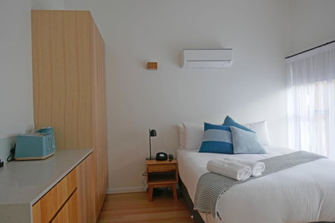 Rosevears Riverview Hotel - E Caravan Parks 4