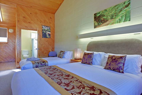 Gold Rush Inn - E Caravan Parks 8