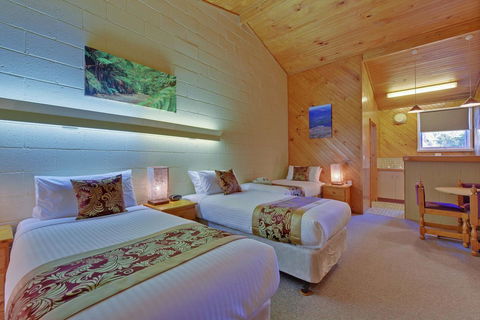 Gold Rush Inn - E Caravan Parks 19