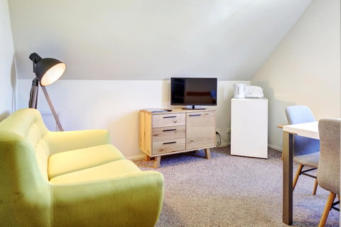 The Richmond Arms Hotel - E Caravan Parks 5