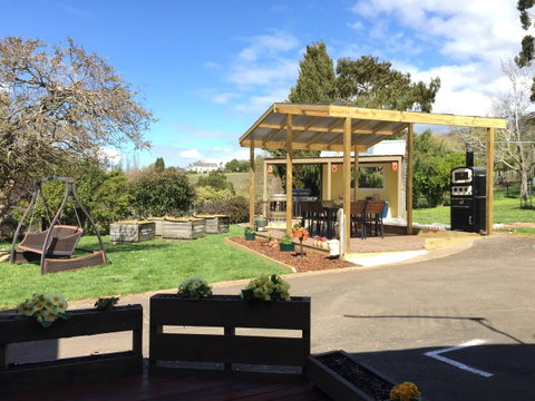 Amble\'a\'While On Tamar - E Caravan Parks 2