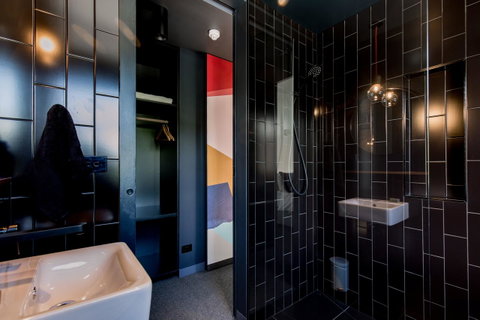 105 Mac Unique Apartments - E Caravan Parks 14