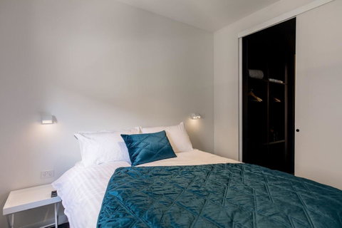 105 Mac Unique Apartments - E Caravan Parks 16