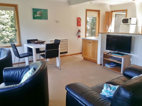 Freycinet Sanctuary 5 - E Caravan Parks 3