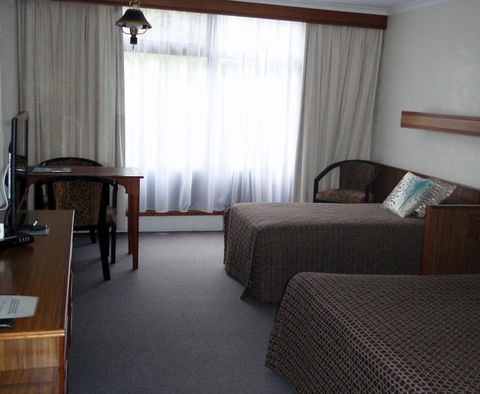 West Coaster Motel - E Caravan Parks 44