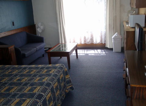 West Coaster Motel - E Caravan Parks 29