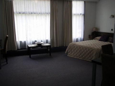 West Coaster Motel - E Caravan Parks 26