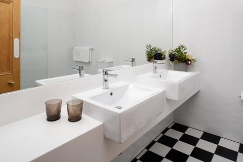 Rydges Hobart - E Caravan Parks 15