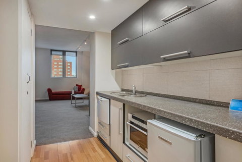 Mantra One Sandy Bay Road - E Caravan Parks 20