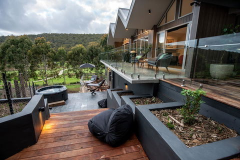Adventure Bay Retreat Bruny Island - E Caravan Parks 0