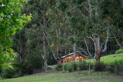 Adventure Bay Retreat Bruny Island - E Caravan Parks 24