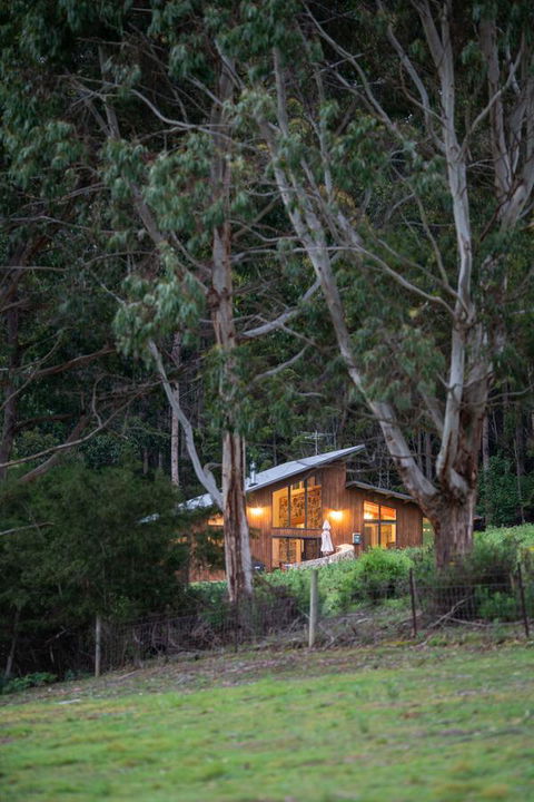 Adventure Bay Retreat Bruny Island - E Caravan Parks 5