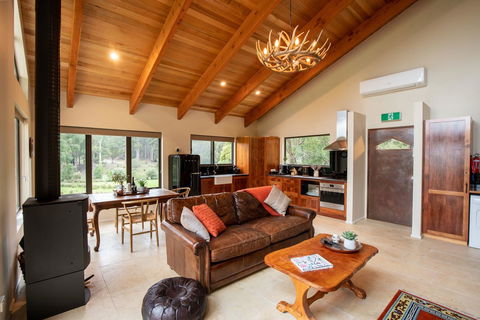 Adventure Bay Retreat Bruny Island - E Caravan Parks 3