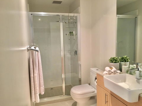 Hobart Inner City Apartment - E Caravan Parks 7