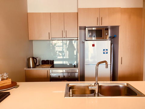 Hobart Inner City Apartment - E Caravan Parks 11