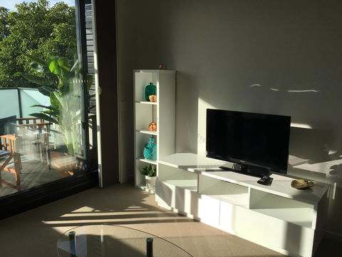 Hobart Inner City Apartment - E Caravan Parks 9