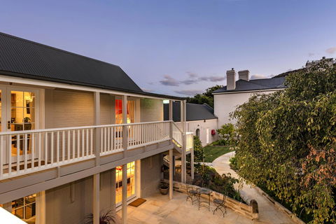 Prospect Country House & Restaurant - E Caravan Parks 28