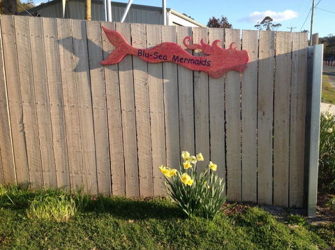 Mermaids Of Bicheno - E Caravan Parks 17
