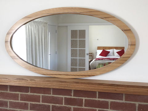 Richmond Bridge Accommodation â€œTwo The Bridgeâ€ - E Caravan Parks 12