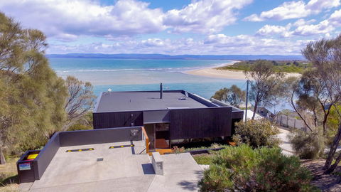 Cocktails With A View - E Caravan Parks 16