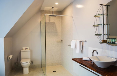 Heathfield Apartments - E Caravan Parks 14