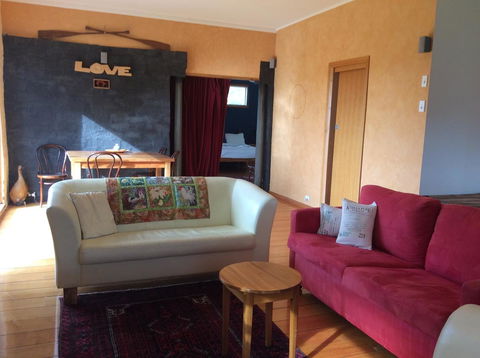 Cherry Top Farmstay - Boutique Eco Village - E Caravan Parks 14