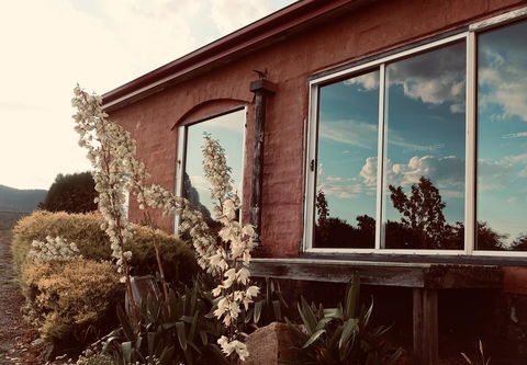 Cherry Top Farmstay - Boutique Eco Village - E Caravan Parks 26