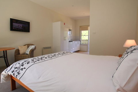 Richmond Coachmans Rest - E Caravan Parks 13