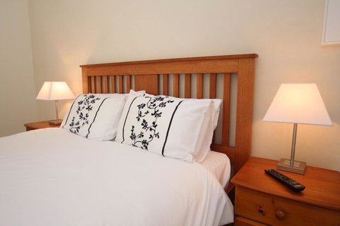 Richmond Coachmans Rest - E Caravan Parks 12
