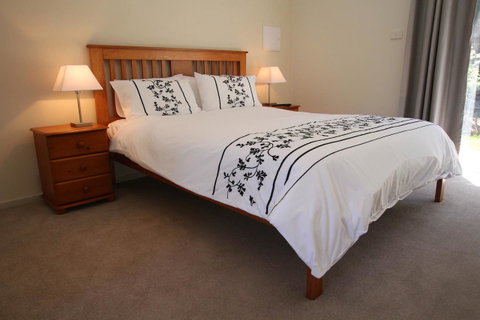 Richmond Coachmans Rest - E Caravan Parks 7