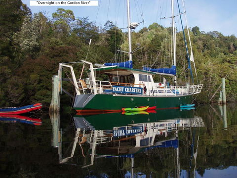 The Crays Accommodation - E Caravan Parks 23