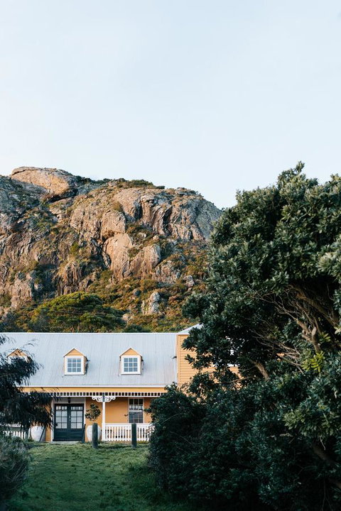 Ship Inn Stanley - E Caravan Parks 1