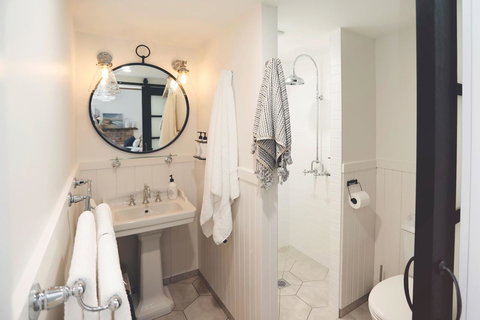 Ship Inn Stanley - E Caravan Parks 5