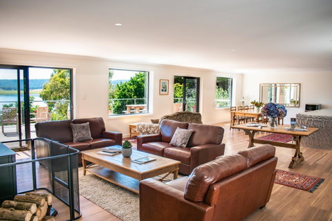 Tamar House - E Caravan Parks 15