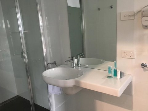 Tamar House - E Caravan Parks 8