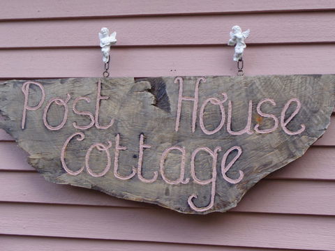 Post House Cottage - E Caravan Parks 16