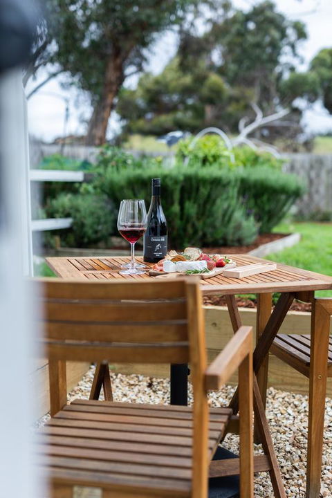 A Cottage In Richmond - E Caravan Parks 13