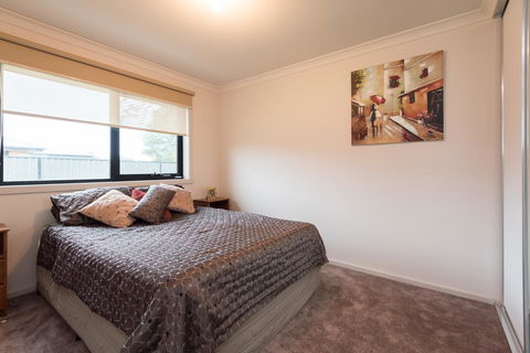 Euphoria House - E Caravan Parks 4