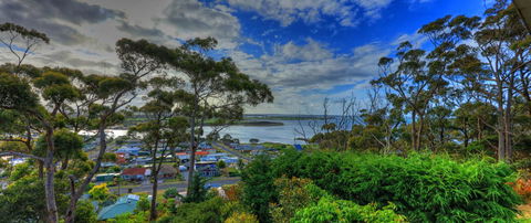 Sheer Pleasure Accommodation - E Caravan Parks 15
